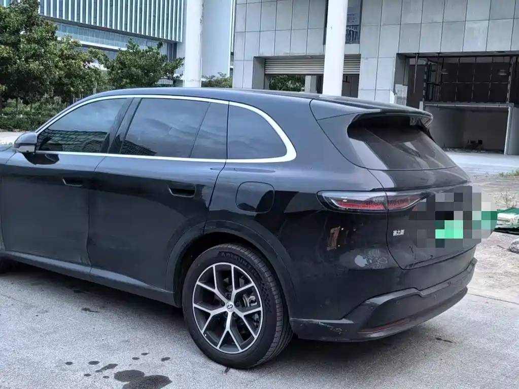 AITO AITO M6 — миниатюра 2