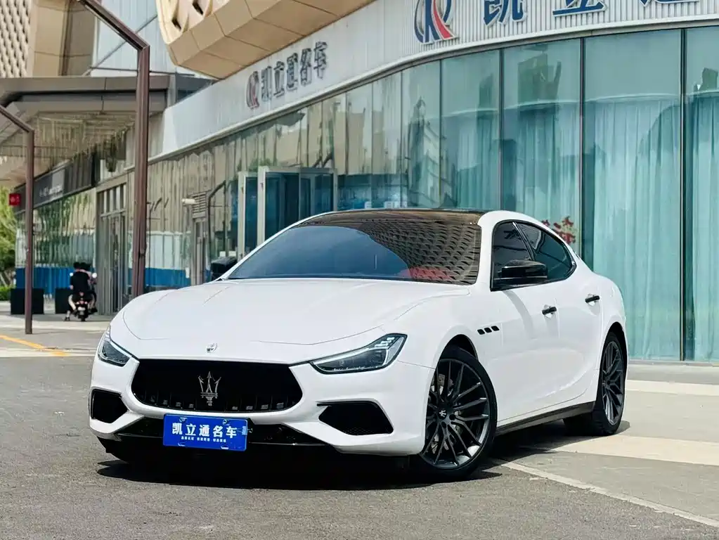 Maserati Ghibli 2017