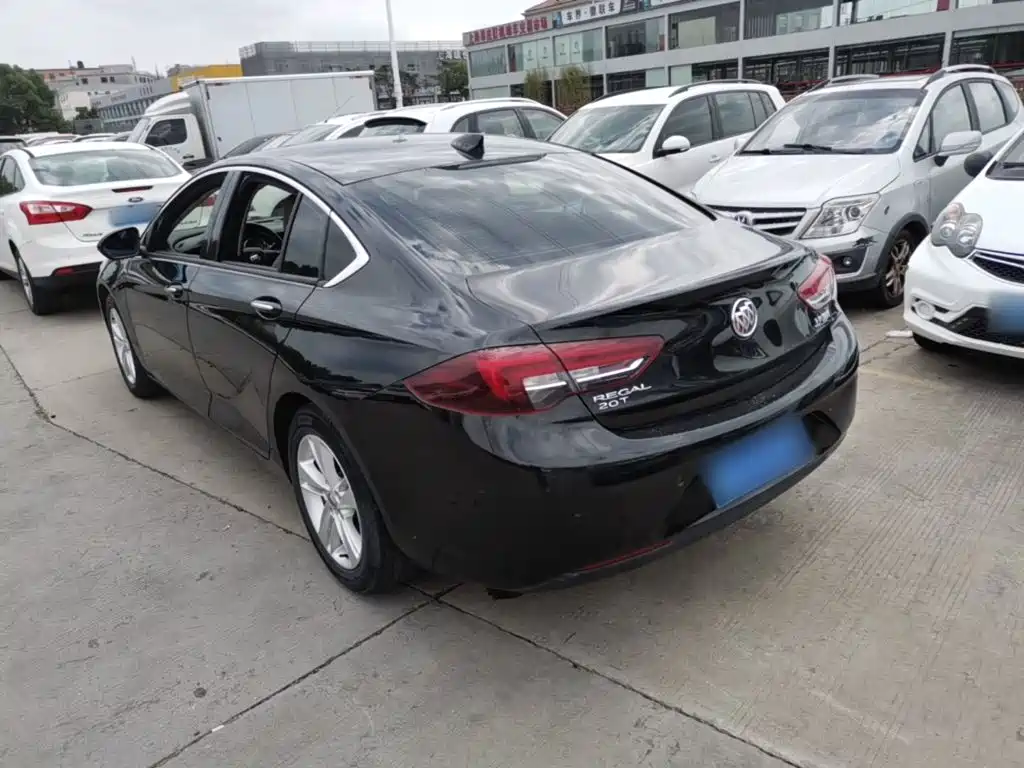 Buick Regal — миниатюра 5