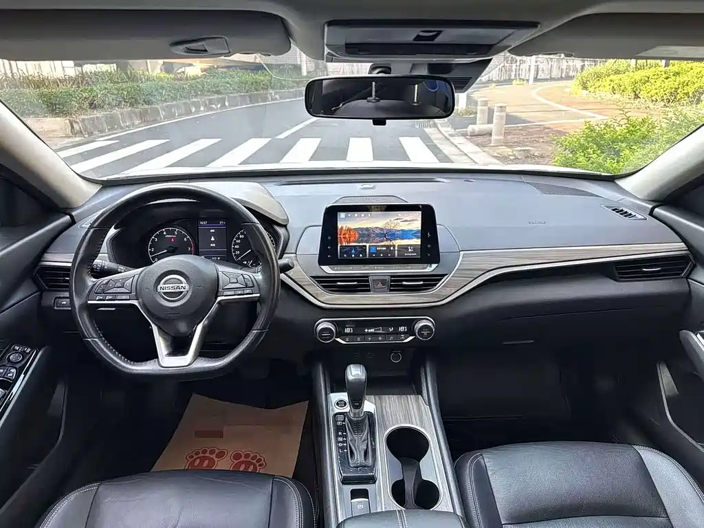 Nissan Teana — миниатюра 7
