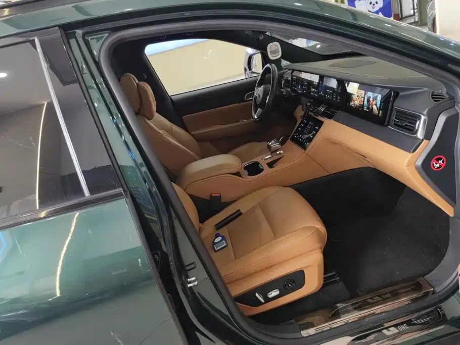 Li Auto Li ONE — миниатюра 8