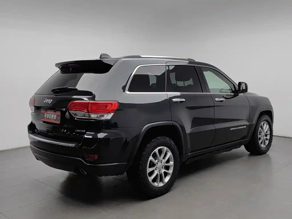Jeep Grand Cherokee (Import) — миниатюра 2