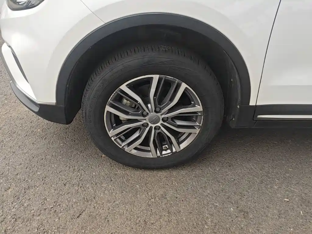 Geely Boyue — миниатюра 23