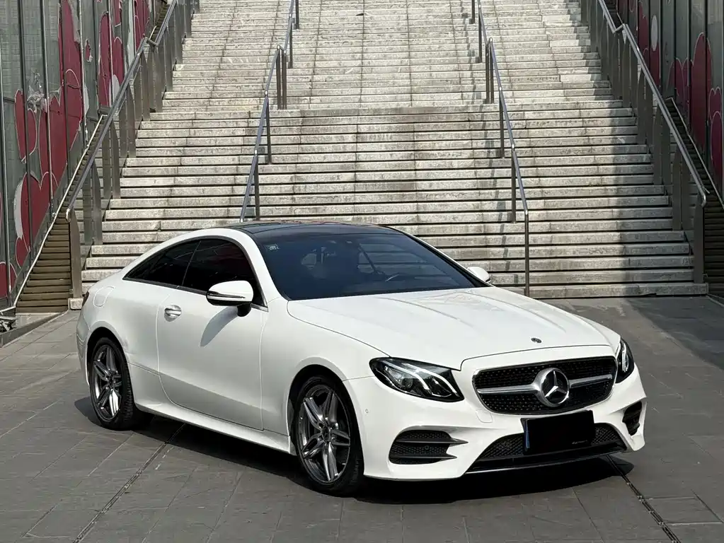 Mercedes-Benz E-Class (Import) — миниатюра 3