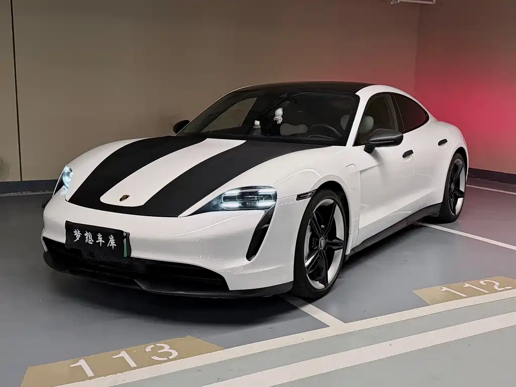 Porsche Taycan