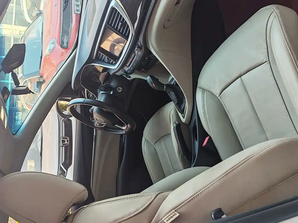 Buick Excelle — миниатюра 18