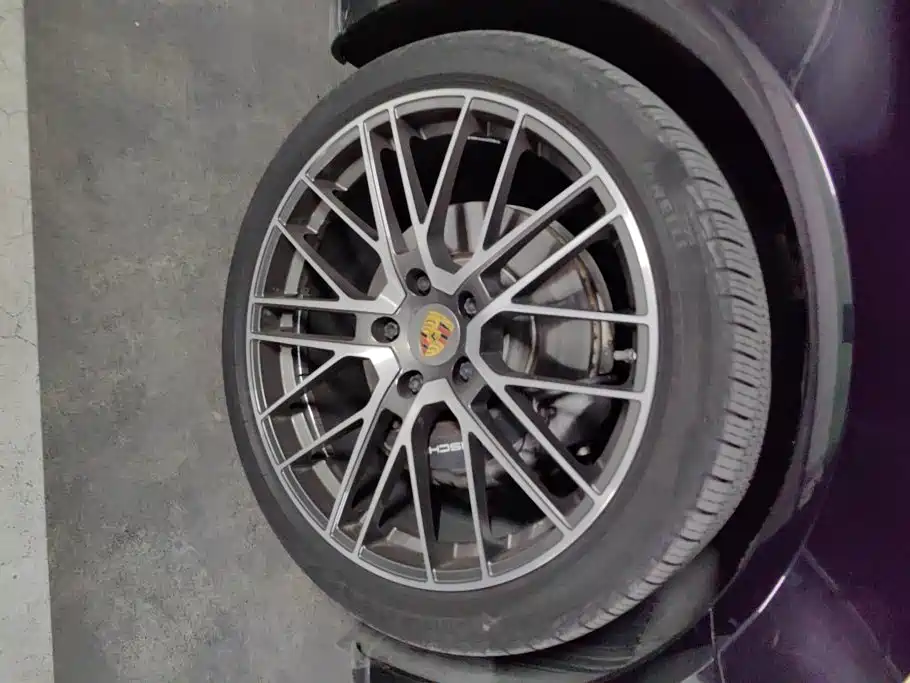 Porsche Panamera — миниатюра 6