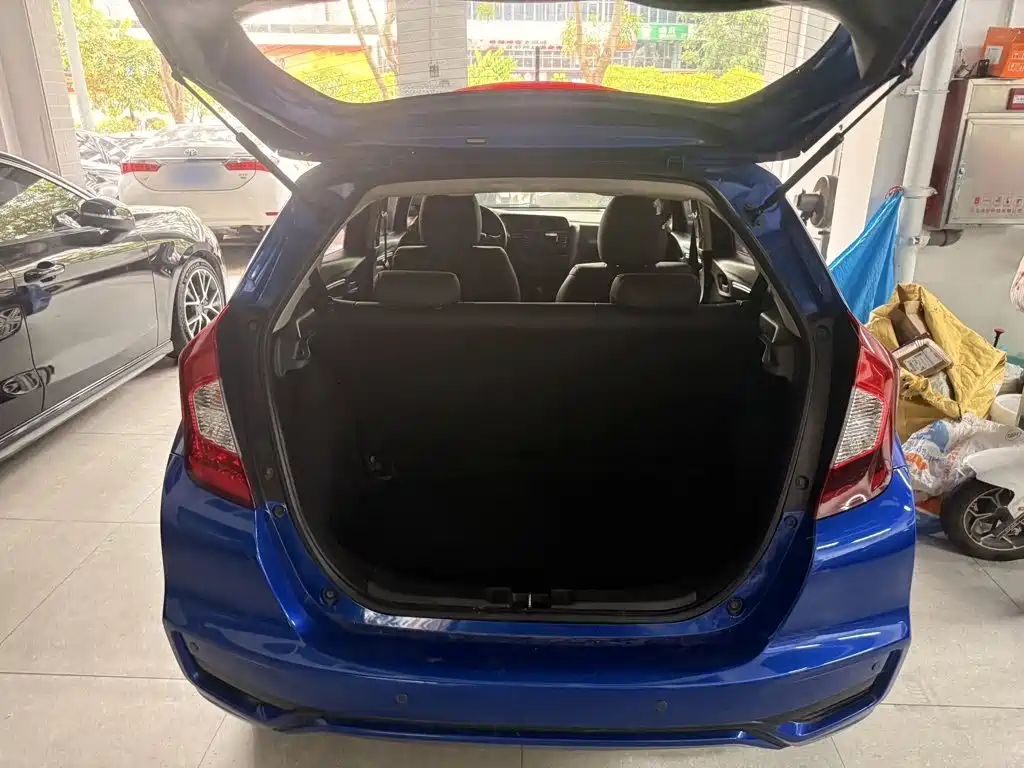 Honda Fit — миниатюра 19