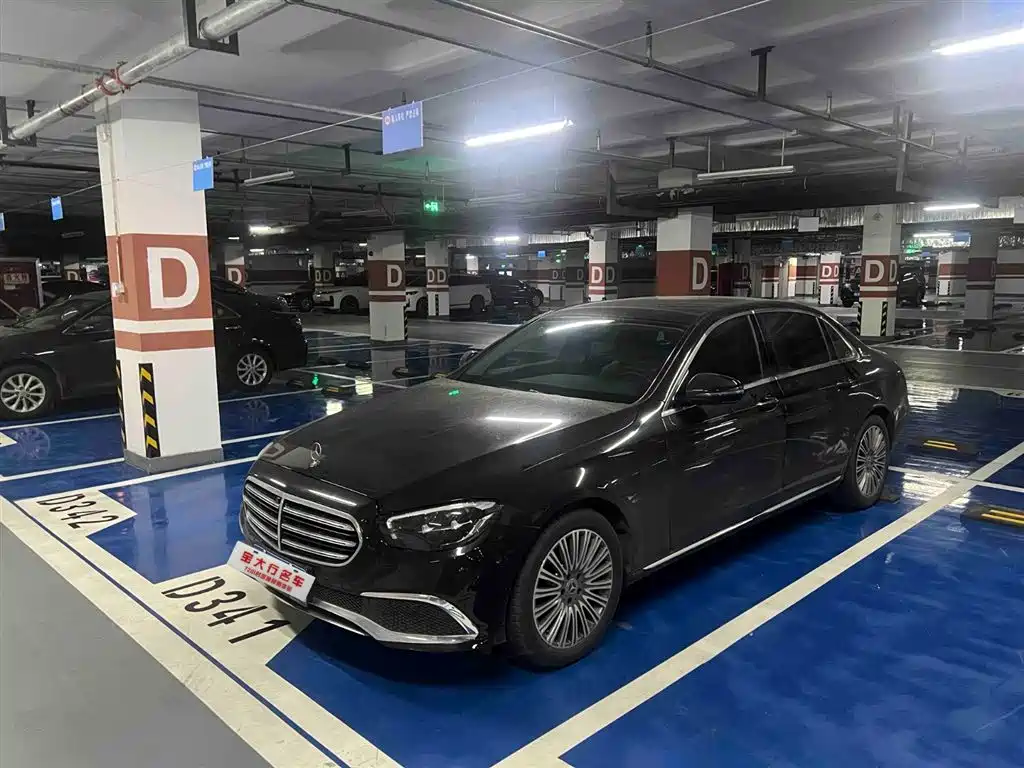 Mercedes-Benz E-Class 2023