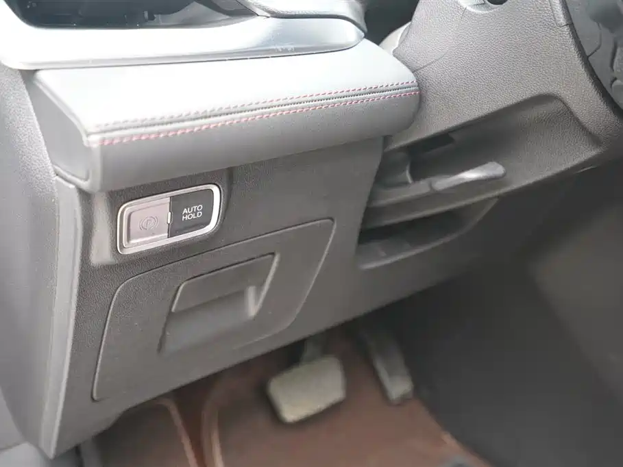 Buick Century 2023 2.0T мест