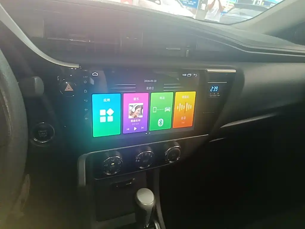 Toyota Corolla — миниатюра 13
