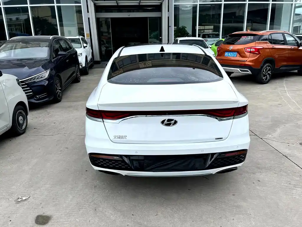 Hyundai Fista — миниатюра 5