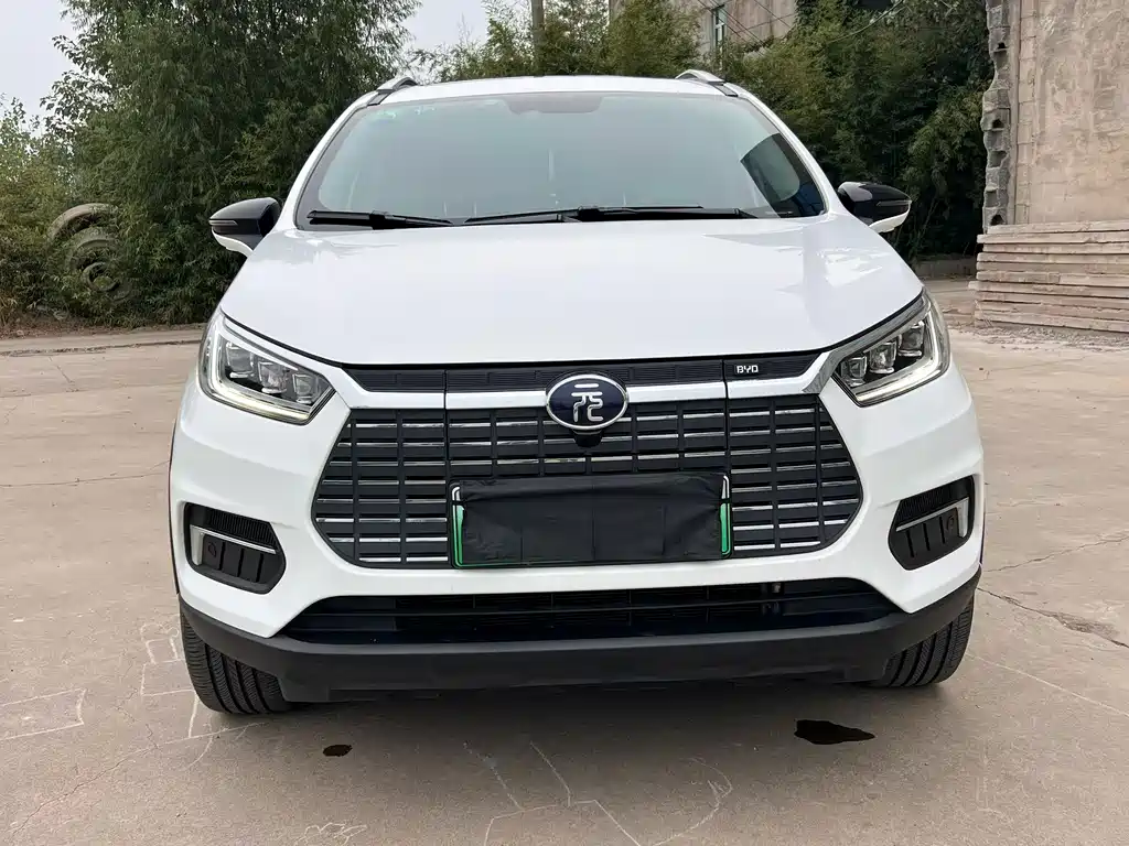 BYD Yuan EV — миниатюра 2