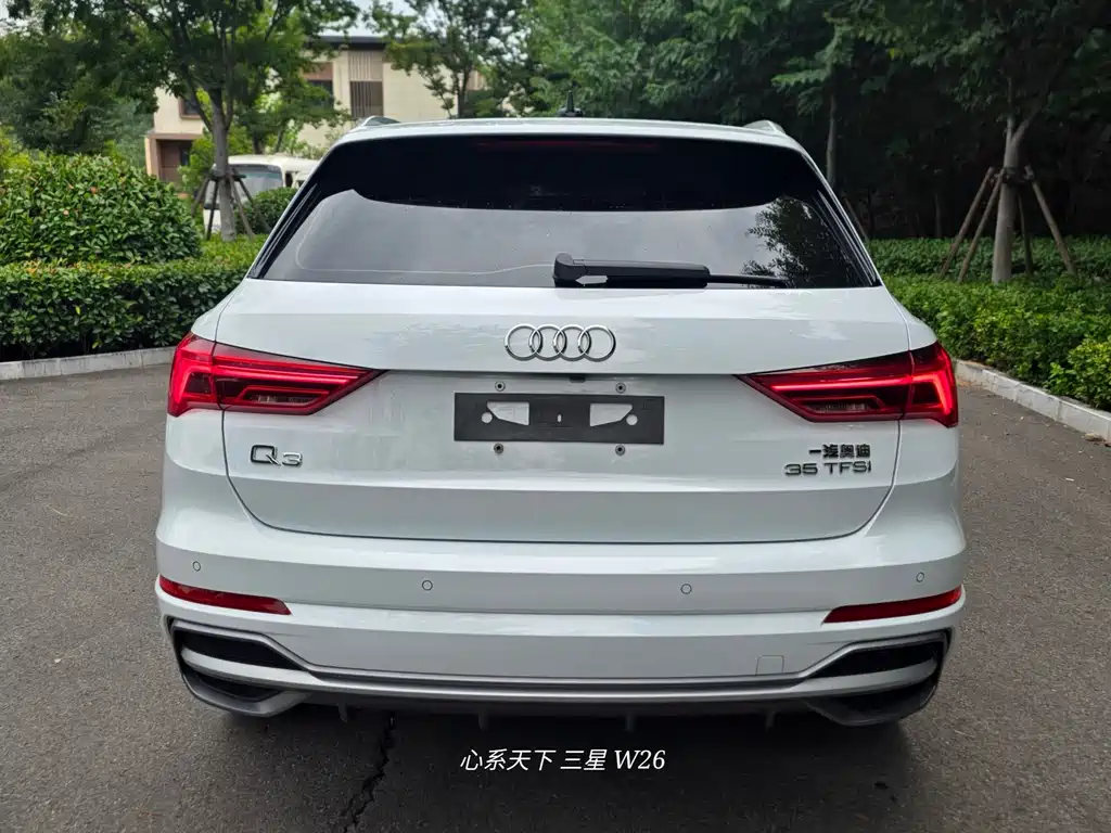 Audi Q3 — миниатюра 12