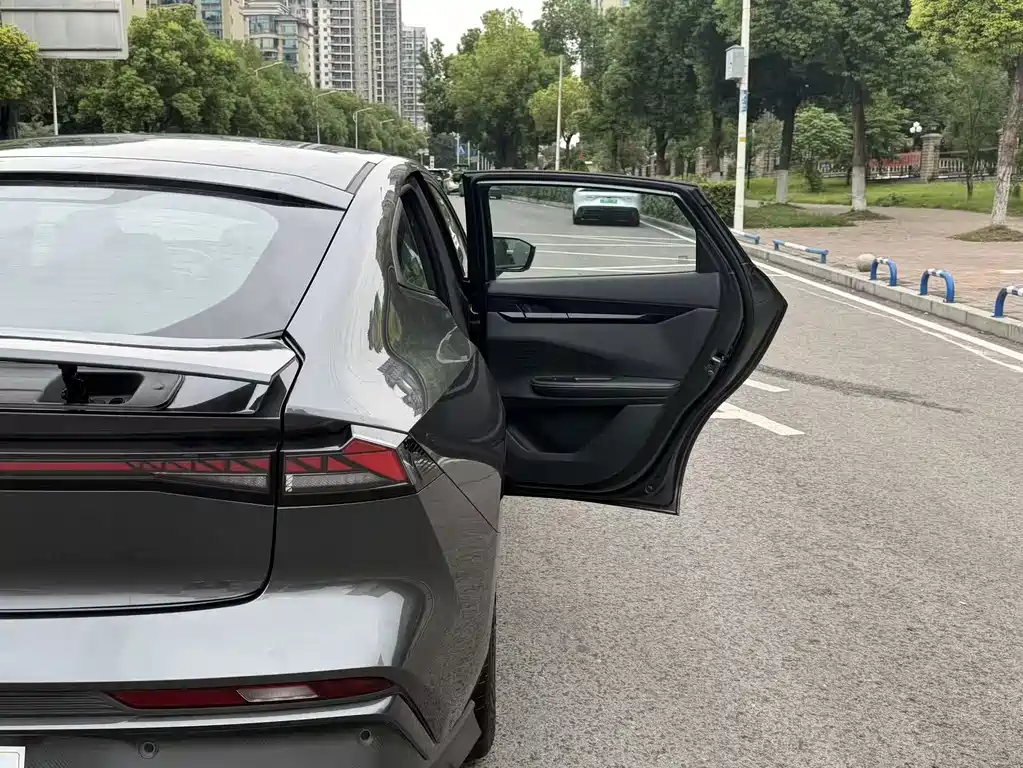 Changan UNI-V — миниатюра 19