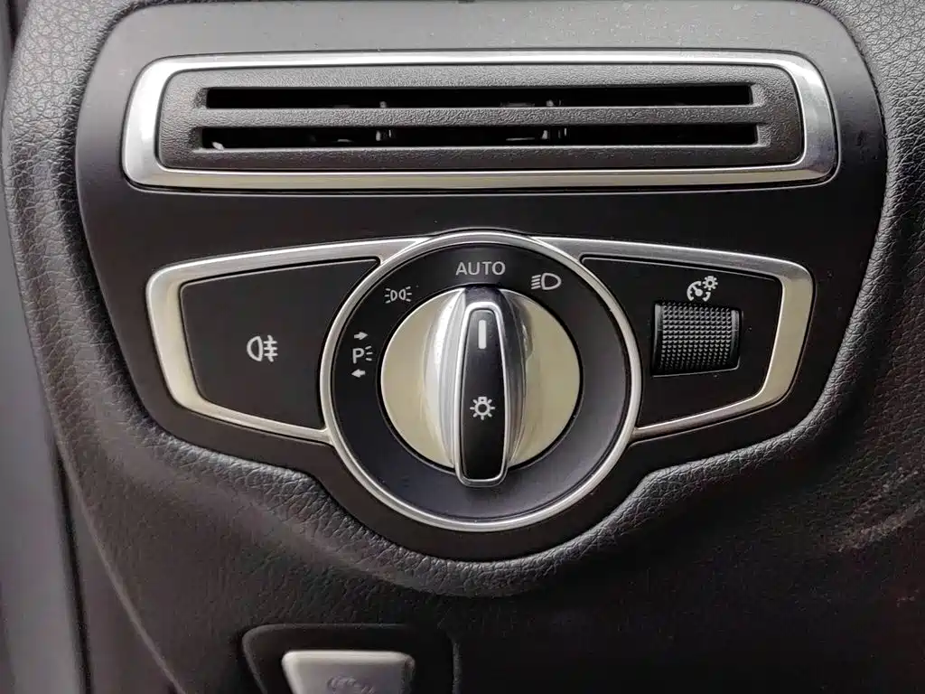 Mercedes-Benz GLC Coupe — миниатюра 21