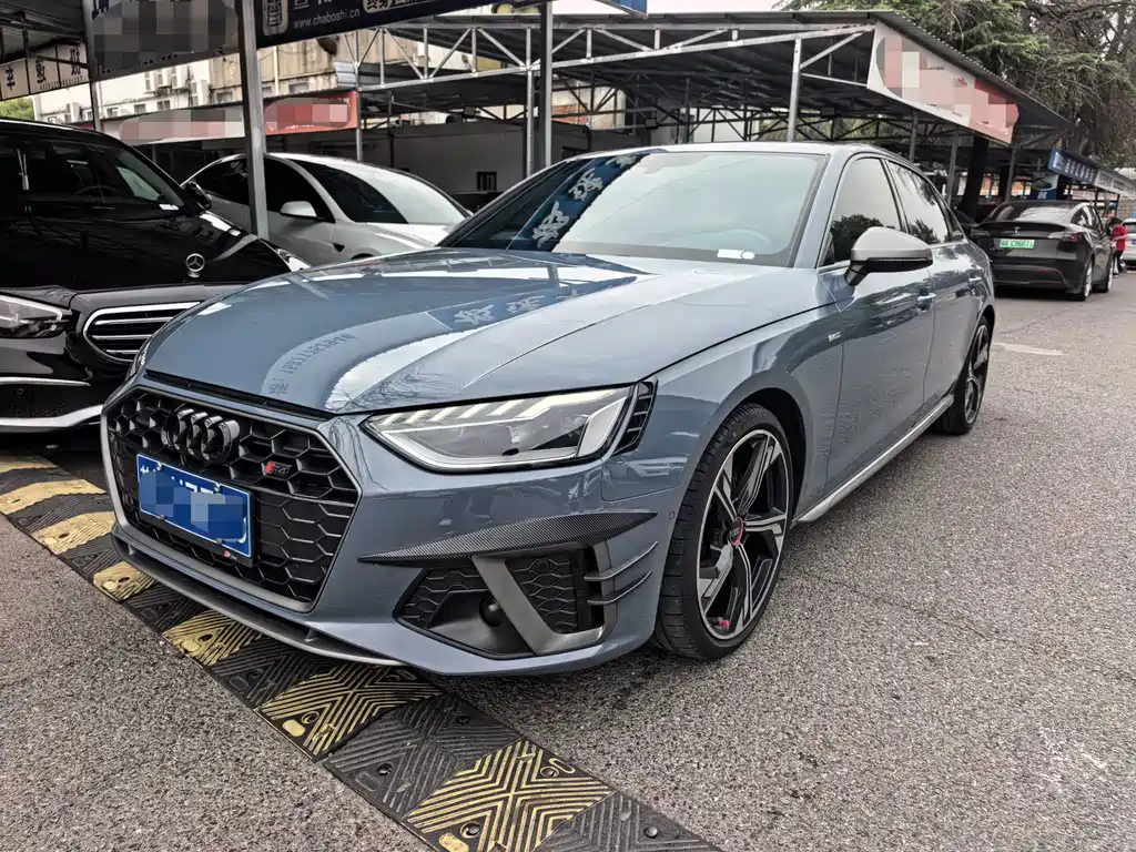 Audi A4L — миниатюра 3