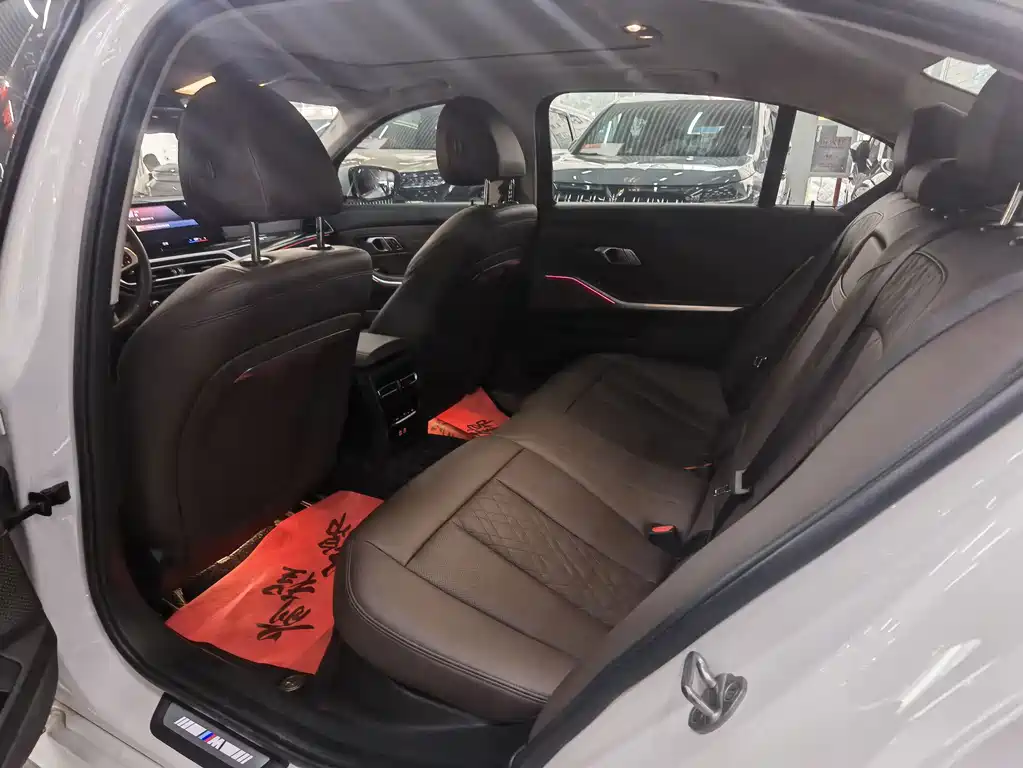 BMW 3 Series — миниатюра 14