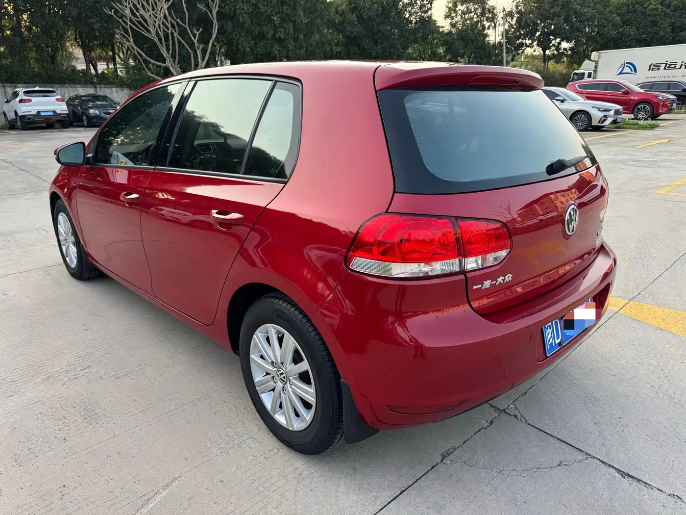 Volkswagen Golf