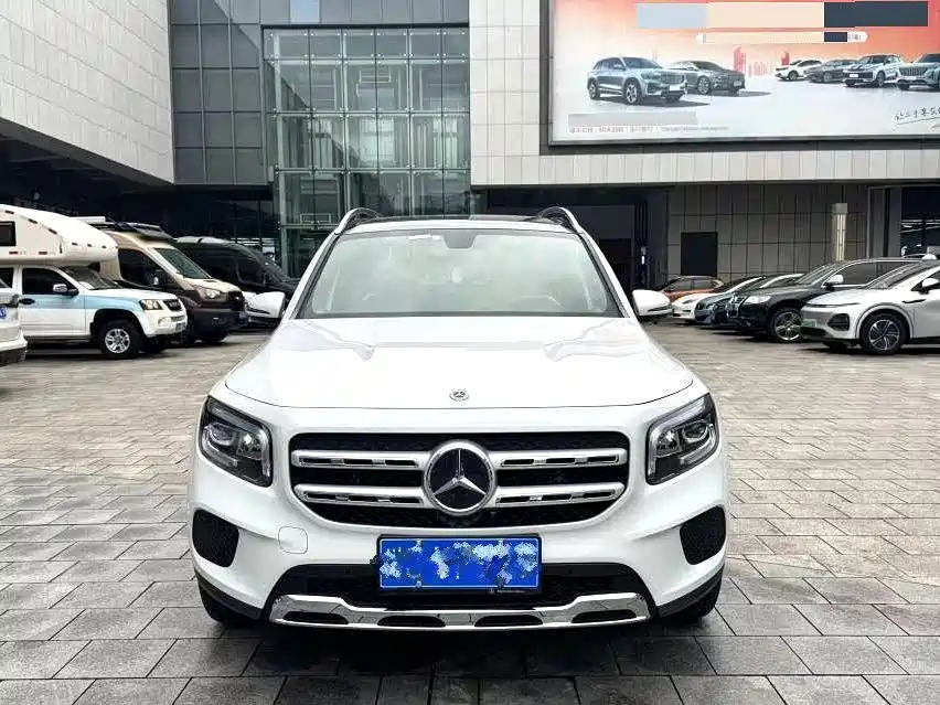 Mercedes-Benz GLB — миниатюра 2