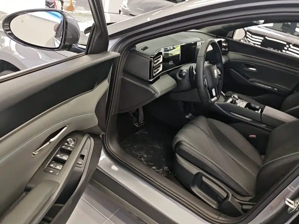 BYD Qin L — миниатюра 16