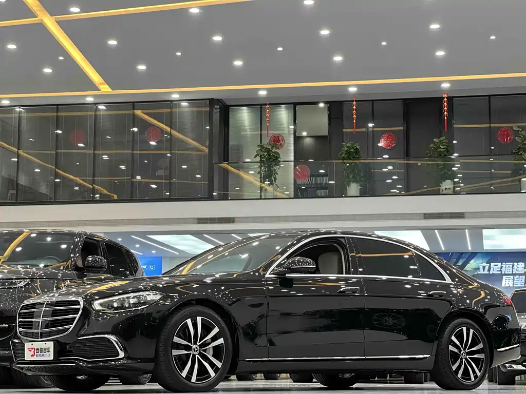 MERCEDES-BENZ S CLASS