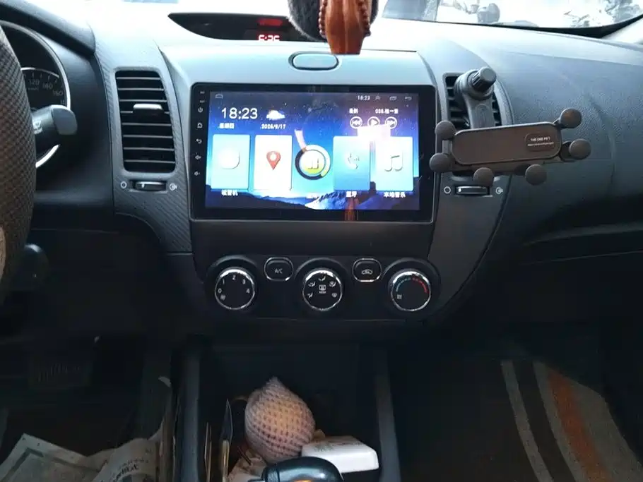 Kia K3 — миниатюра 13