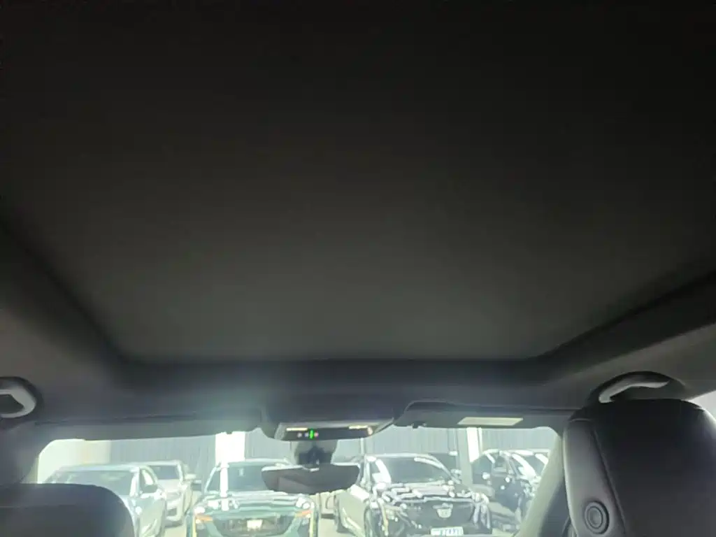 Cadillac XT6 — миниатюра 18