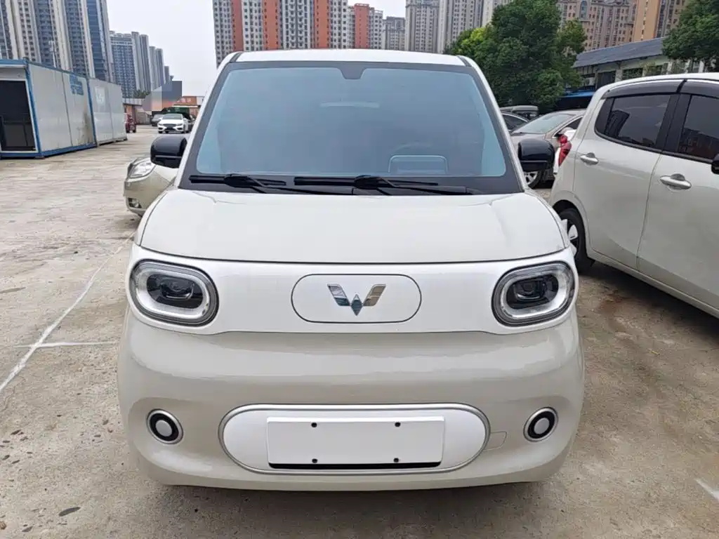 Wuling MINIEV — миниатюра 3