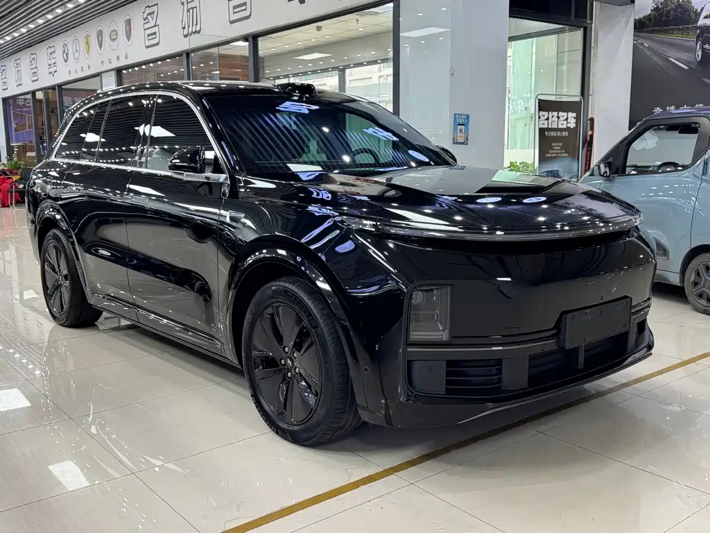 Li Auto Li L8 — миниатюра 2