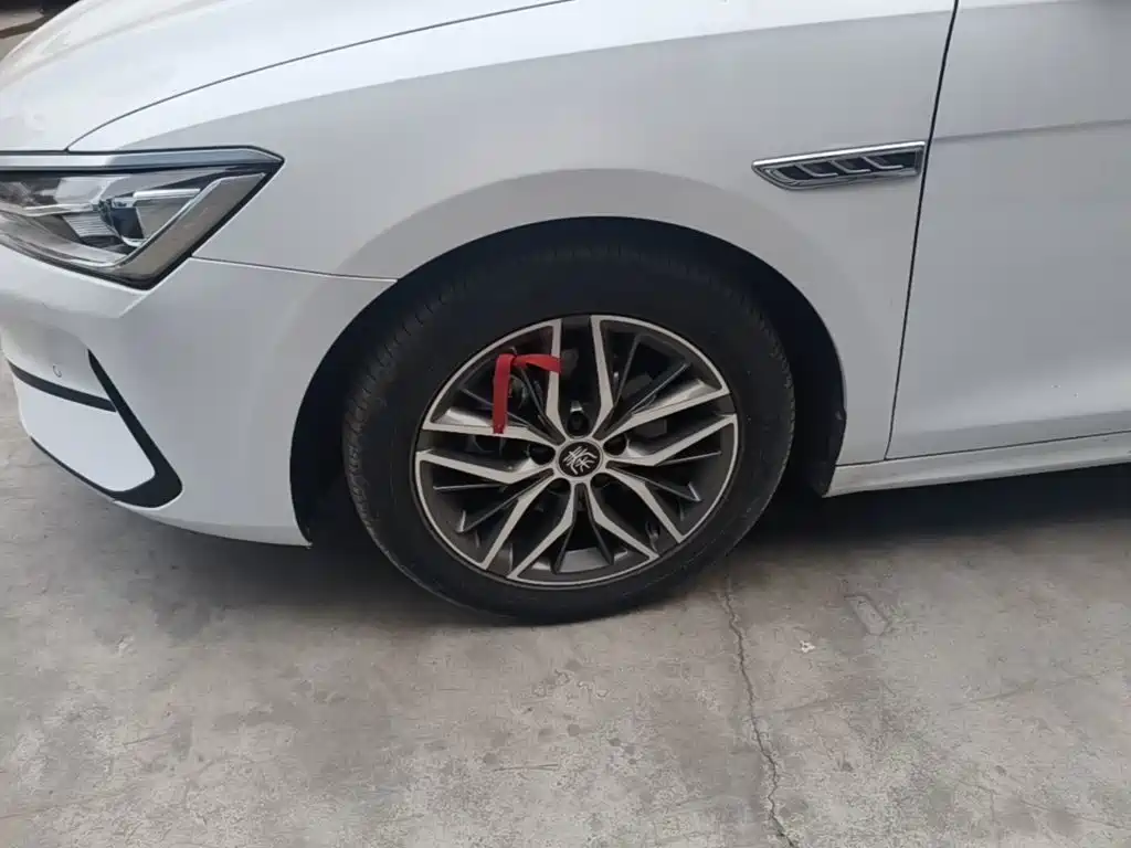 BYD Qin PLUS — миниатюра 23