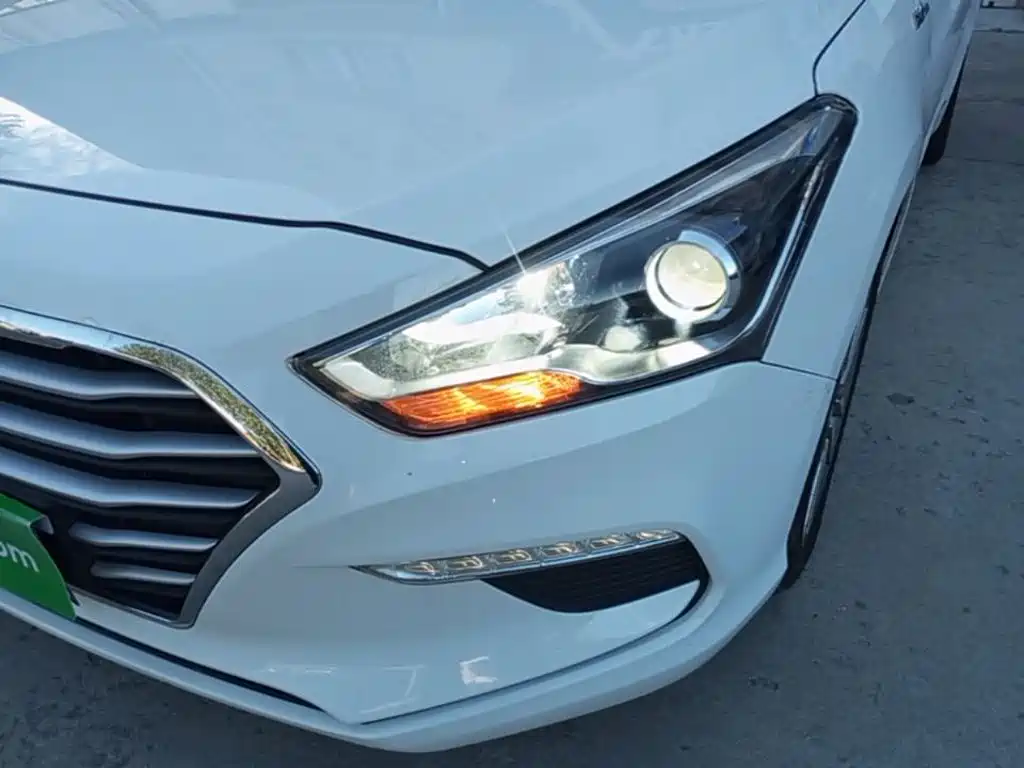 Hyundai Mistra — миниатюра 24