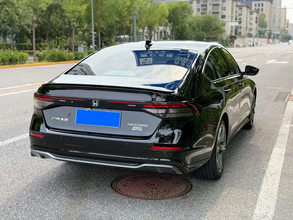 Honda Accord — миниатюра 27