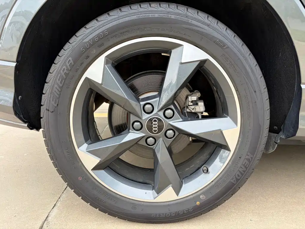 Audi Q3 — миниатюра 21
