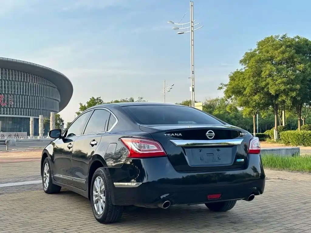 Nissan Teana — миниатюра 6