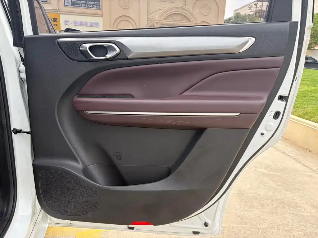 GAC Motor Trumpchi M6 — миниатюра 18