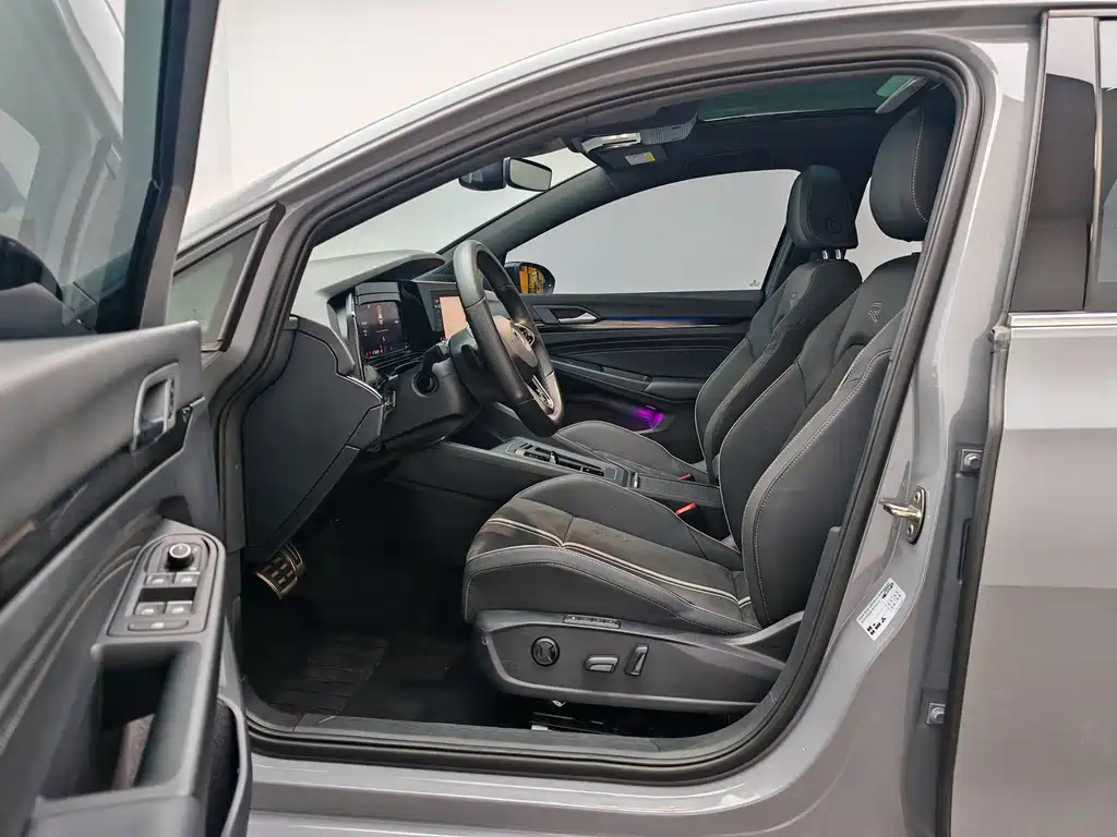 Volkswagen Golf — миниатюра 14