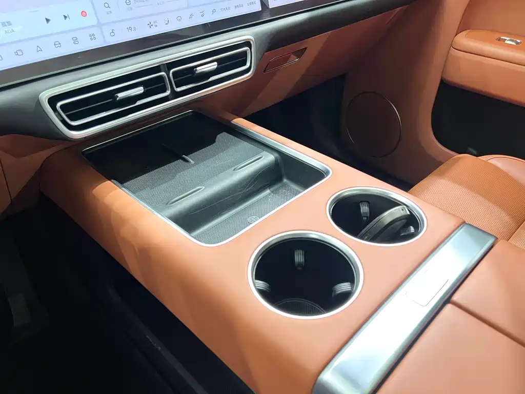 Li Auto Li L9 — миниатюра 17