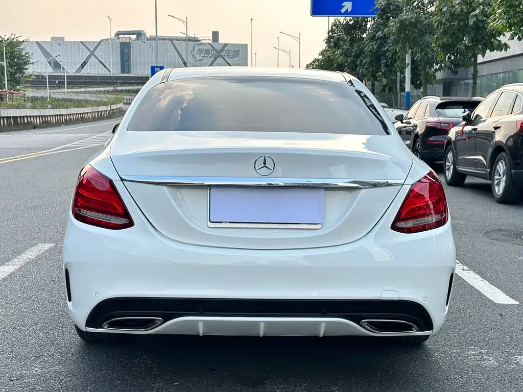 Mercedes-Benz C-Class — миниатюра 19
