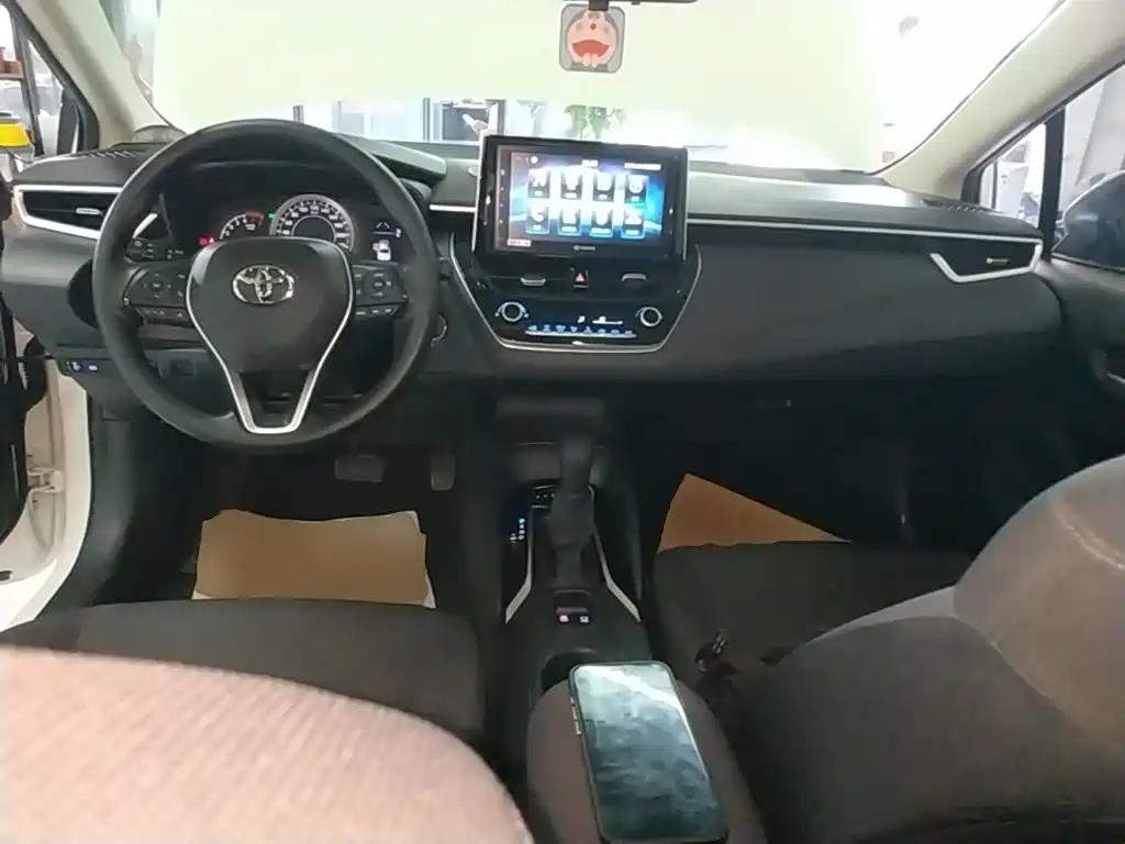 Toyota Corolla — миниатюра 10