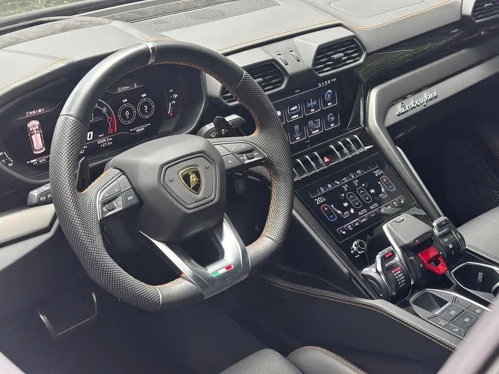Lamborghini Urus — миниатюра 7