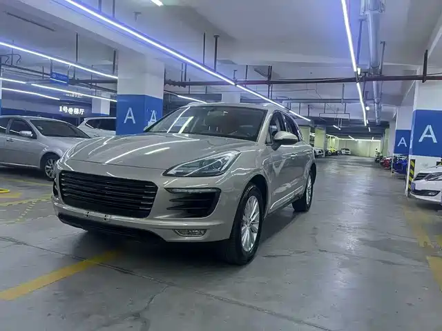 ZOTYE SR9 2017