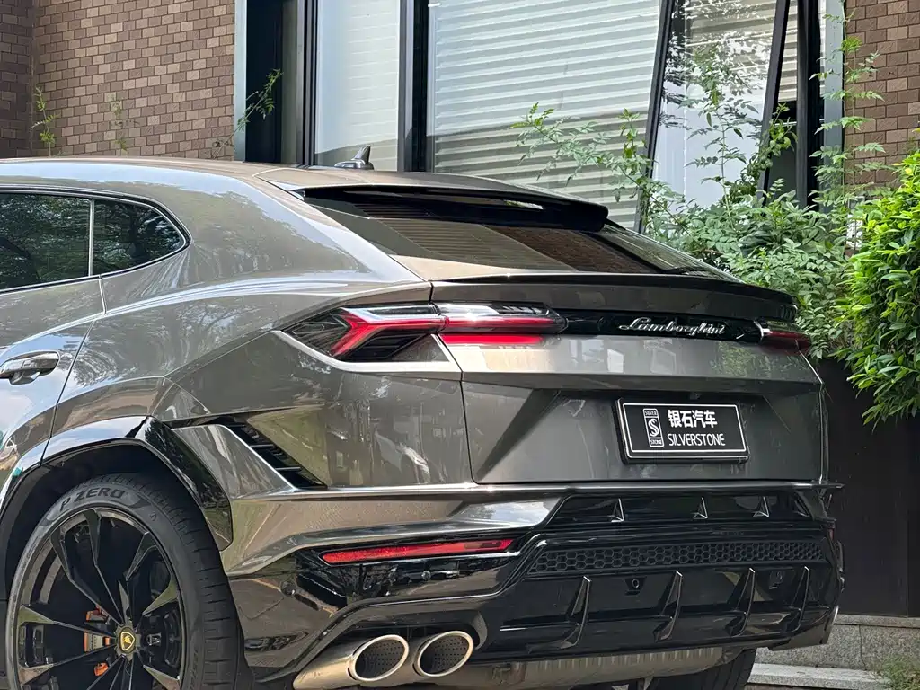 Lamborghini Urus — миниатюра 4