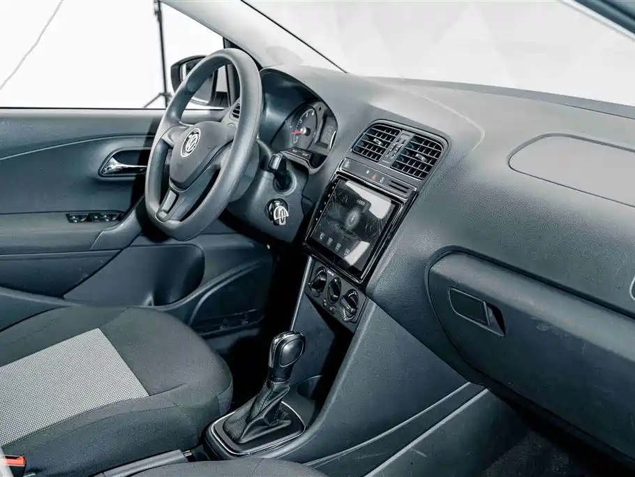 Volkswagen Polo — миниатюра 17