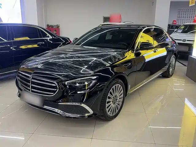 MERCEDES-BENZ  E CLASS