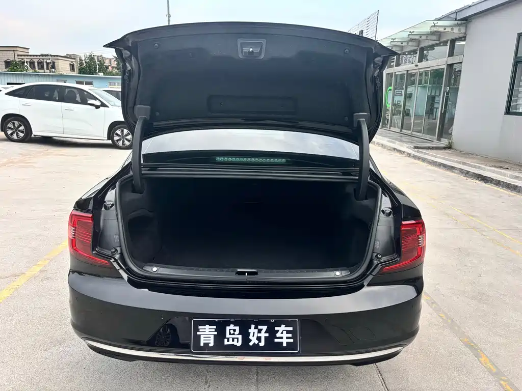 Volvo S90 2021 B5 Luxury