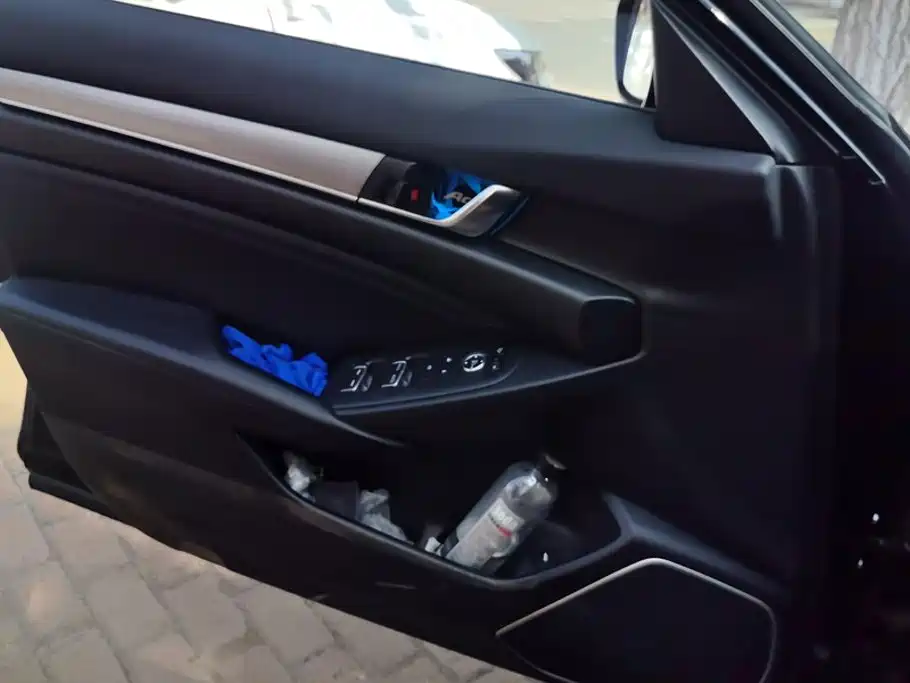 Honda Accord — миниатюра 7