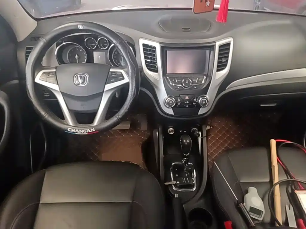 Changan CS35 — миниатюра 10