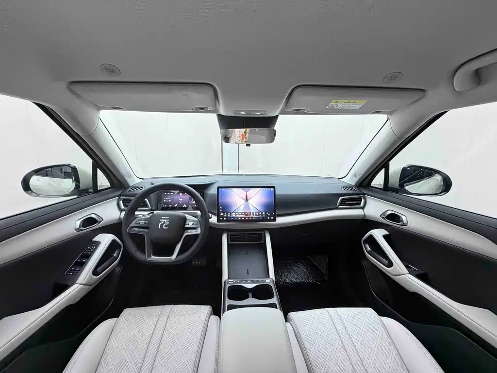 BYD Yuan UP — миниатюра 15