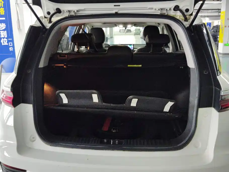 Geely Vision X6 — миниатюра 4